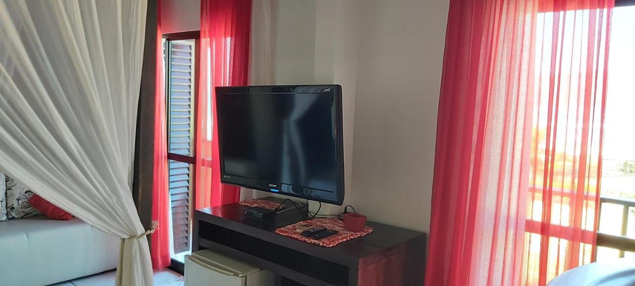 Olhos Verdes Guest House Бомбиняс Екстериор снимка