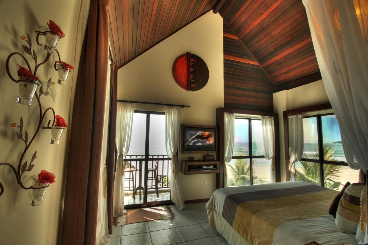 Olhos Verdes Guest House Бомбиняс Екстериор снимка