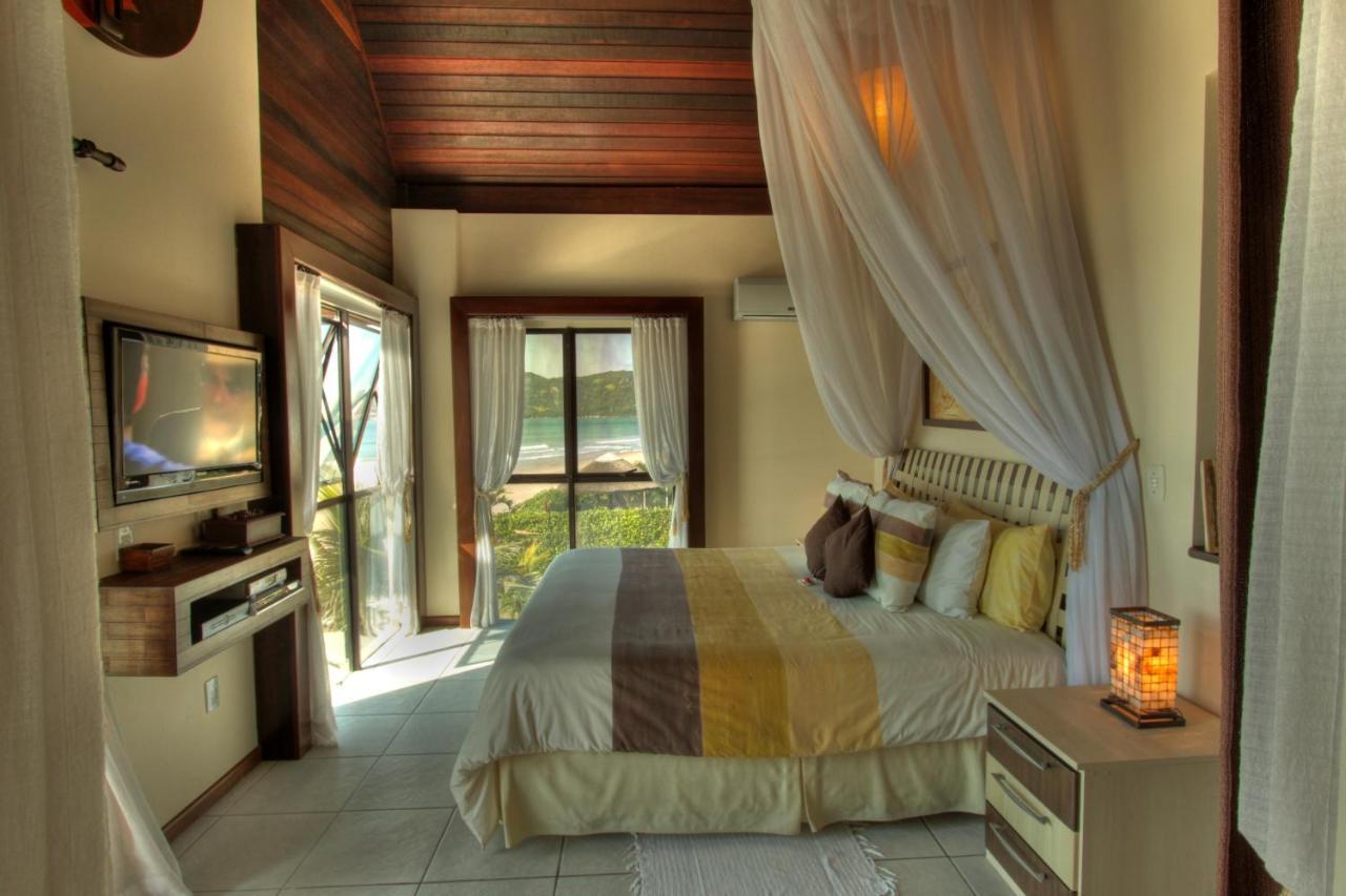 Olhos Verdes Guest House Бомбиняс Екстериор снимка