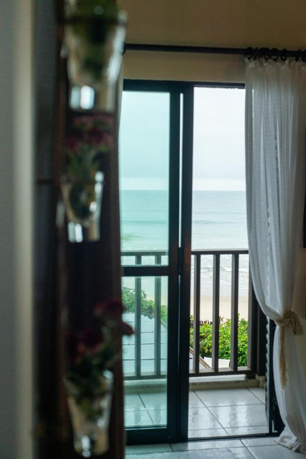 Olhos Verdes Guest House Бомбиняс Екстериор снимка