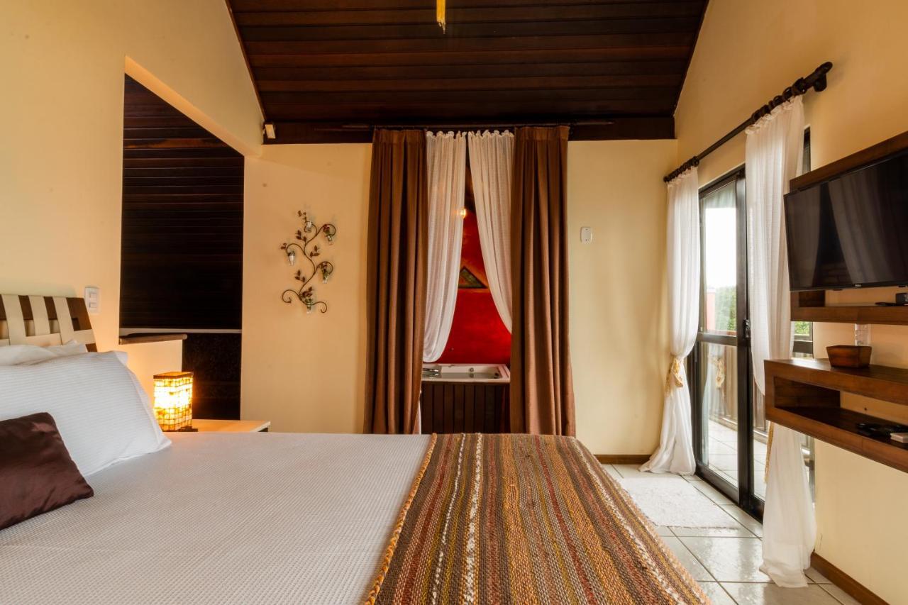 Olhos Verdes Guest House Бомбиняс Екстериор снимка