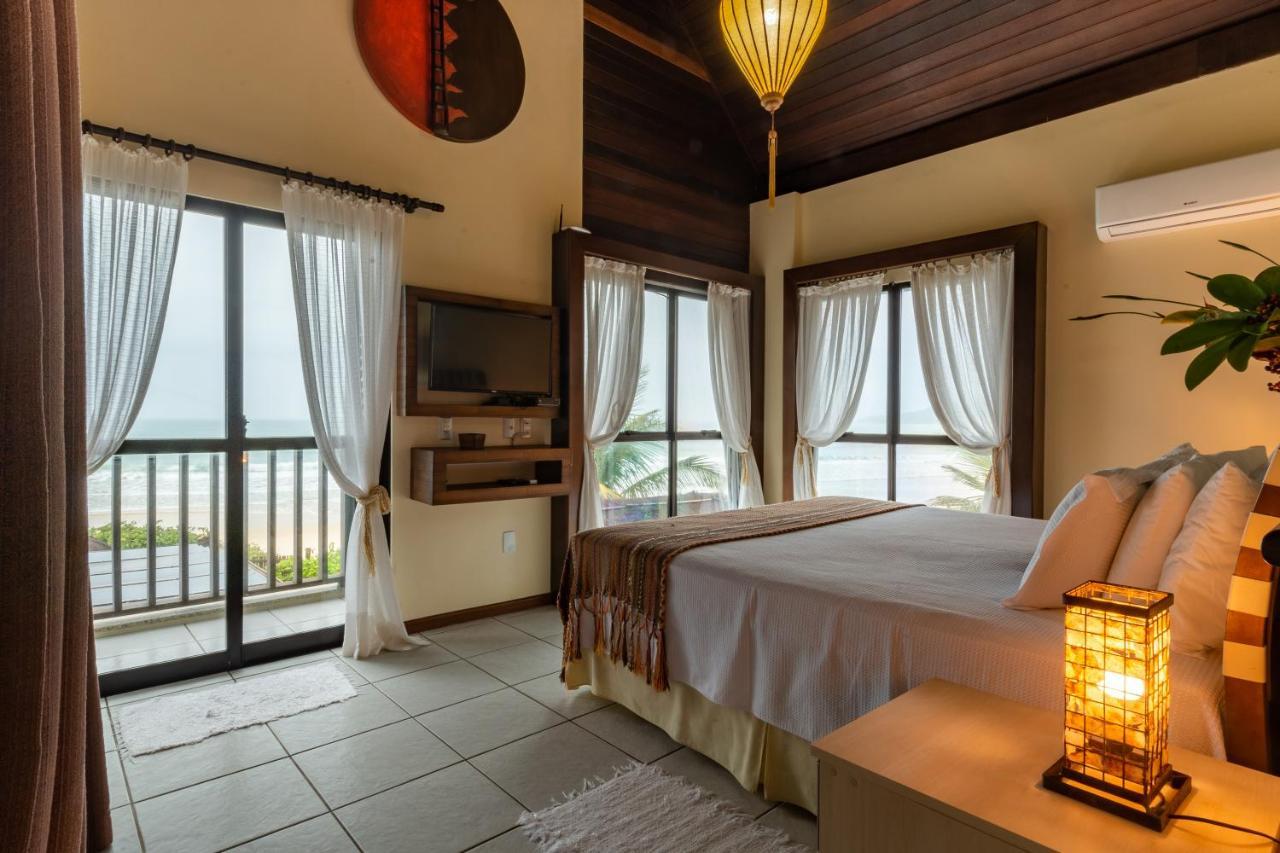 Olhos Verdes Guest House Бомбиняс Екстериор снимка
